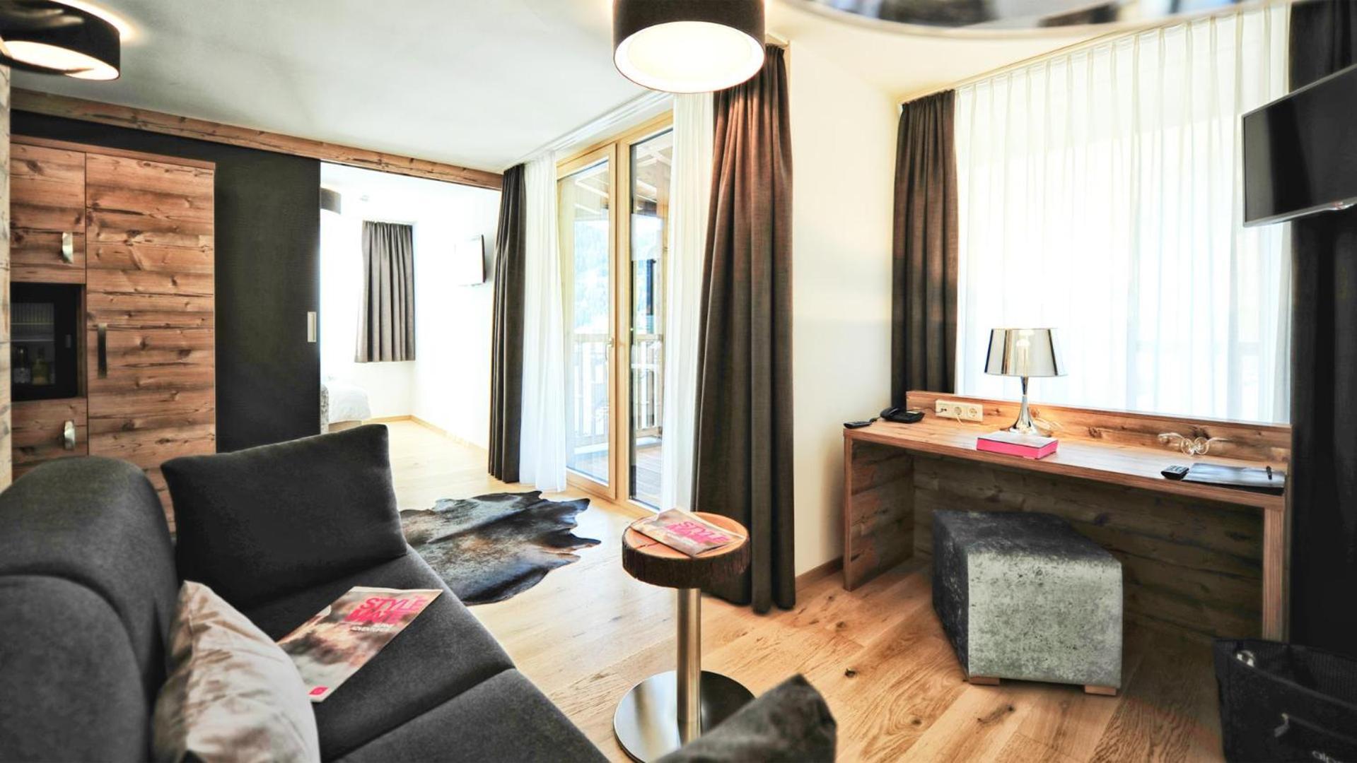 Alps Lodge Fiss Room photo