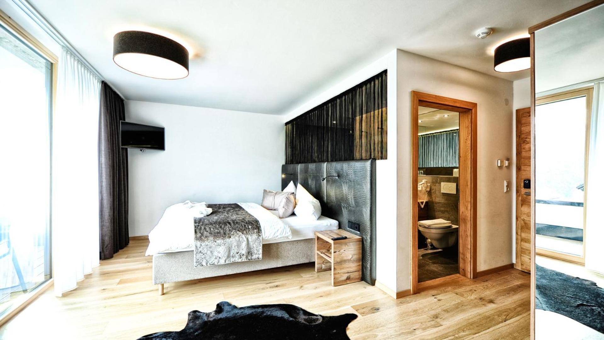 Alps Lodge Fiss Room photo