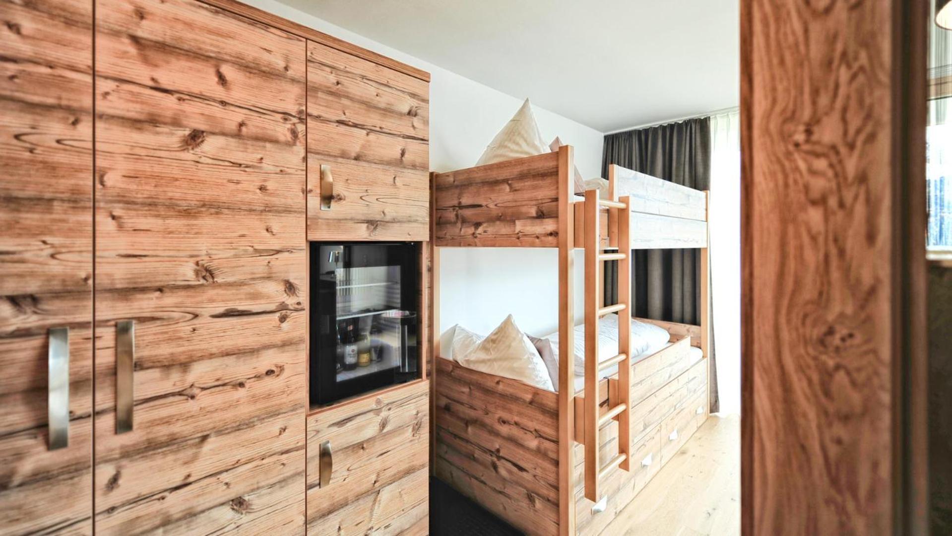 Alps Lodge Fiss Room photo